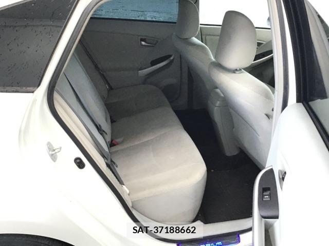 Toyota PRIUS 2015 8911392-6