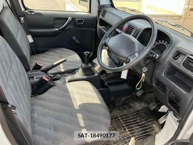 Mazda SCRUM TRUCK 2003 8931515-7
