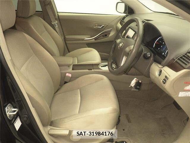 Toyota PREMIO 2011 8722441-5
