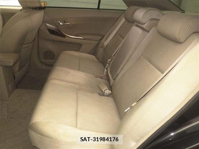 Toyota PREMIO 2011 8722441-7