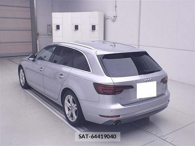 Audi A4 2018 8680587-1