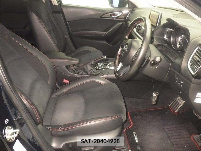 Mazda AXELA 2015 8678439-5