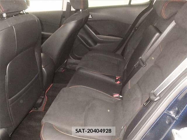 Mazda AXELA 2015 8678439-7