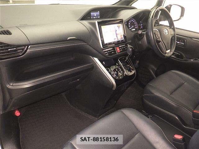 Toyota ESQUIRE 2018 8716807-4