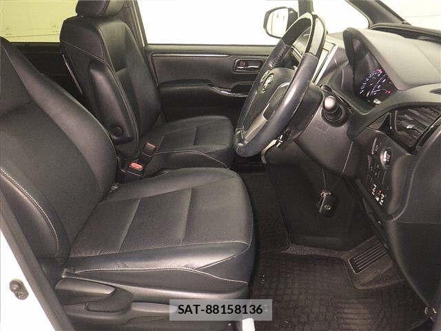 Toyota ESQUIRE 2018 8716807-5