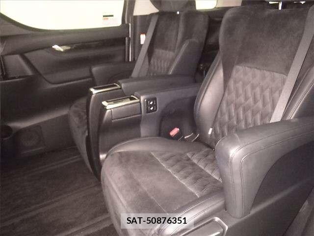 Toyota ALPHARD 2016 8716518-7