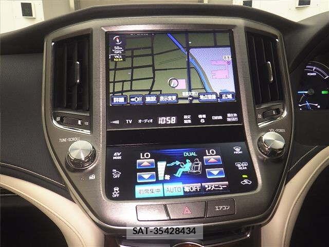 Toyota CROWN 2015 8680459-6