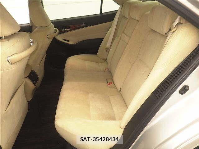 Toyota CROWN 2015 8680459-7