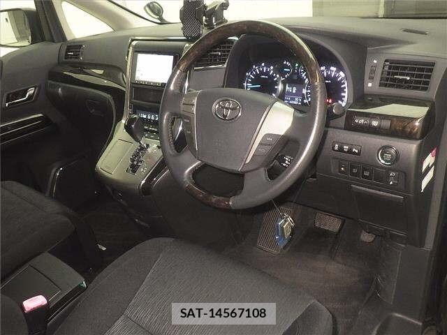Toyota VELLFIRE 2013 8674616-3