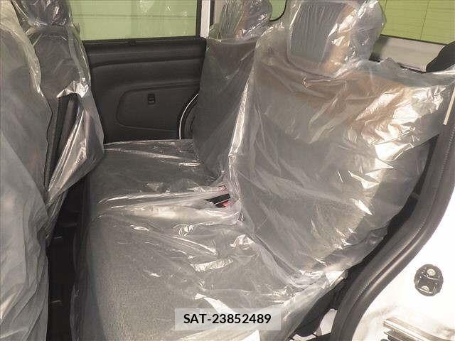 Nissan ROOX 2026 8724112-7