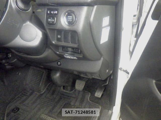Toyota HIACE WAGON 2019 8861603-6