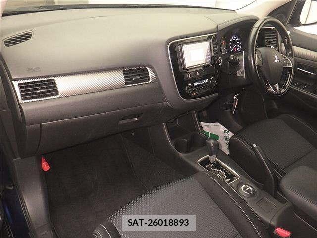 Mitsubishi OUTLANDER 2015 8718316-4