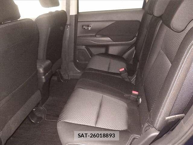 Mitsubishi OUTLANDER 2015 8718316-7