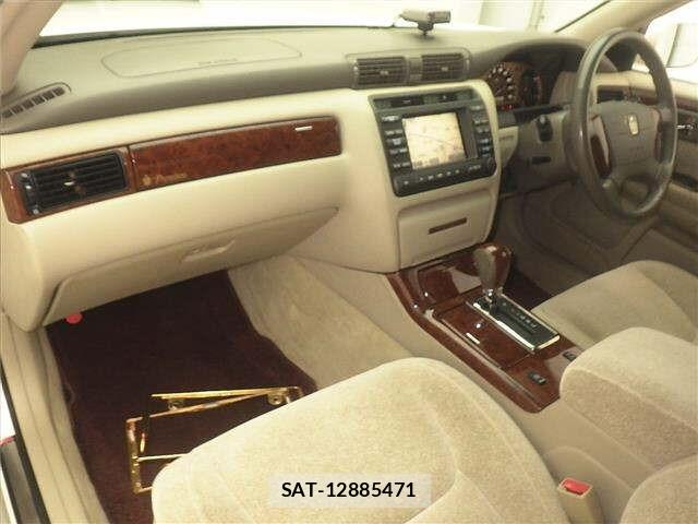 Toyota CROWN 2002 8680460-4