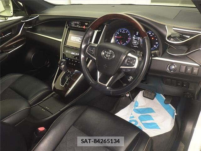 Toyota HARRIER 2014 8680398-3