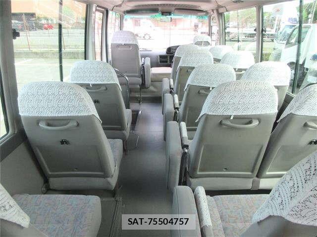 Toyota COASTER 2004 8819933-6