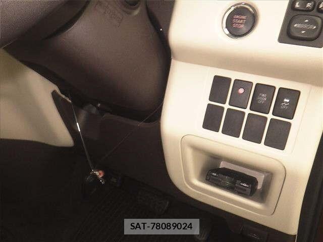Toyota PORTE 2015 8852273-8