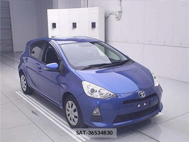 Toyota AQUA 2014 8949658-0