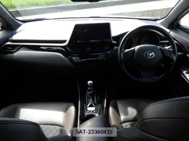 Toyota C-HR 2019 8862832-3