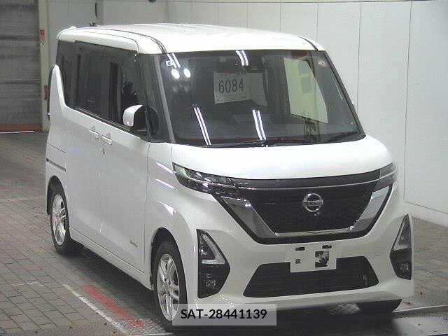 Nissan ROOX 2021 8898511-0