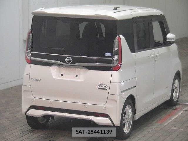 Nissan ROOX 2021 8898511-5