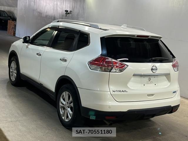 Nissan X-TRAIL 2015 8926357-1