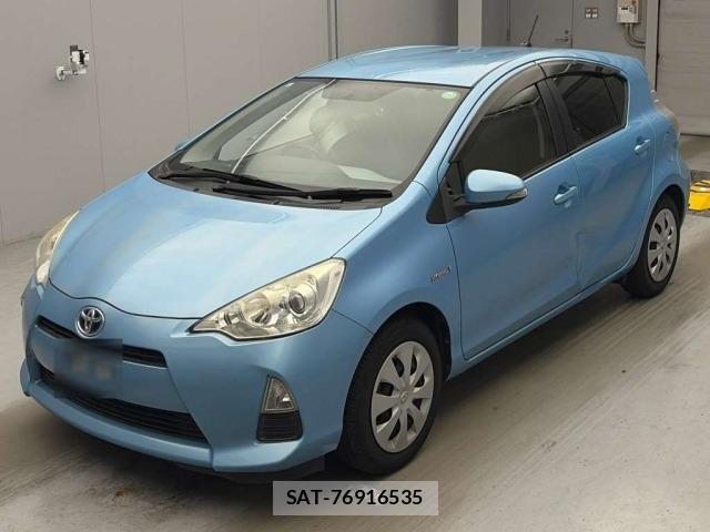Toyota AQUA 2014 8682965-0