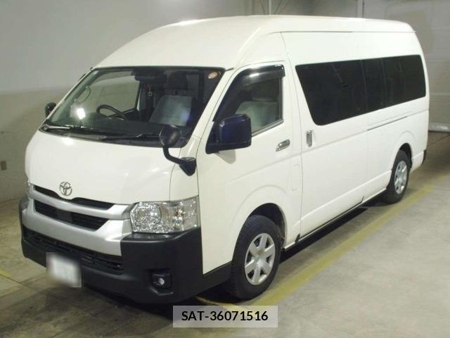 Toyota HIACE COMMUTER 2024 8954050-0