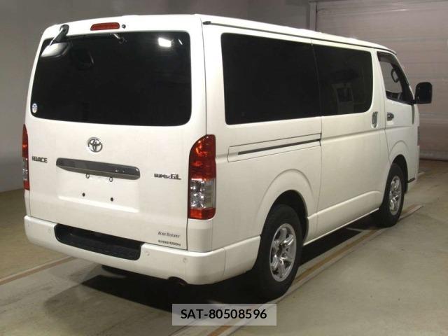 Toyota HIACE VAN 2022 8760016-1