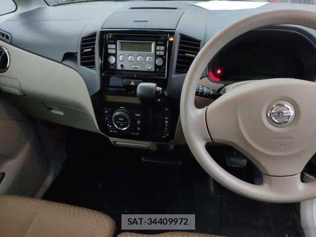 Nissan ROOX 2011 8898517-6