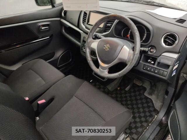 Suzuki WAGON R 2013 8919990-3