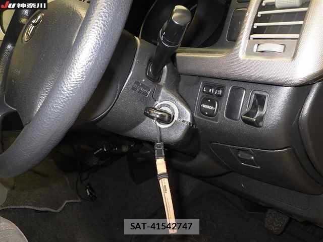 Toyota HIACE WAGON 2006 8915660-7