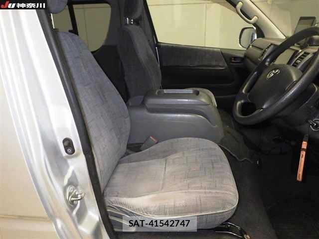Toyota HIACE WAGON 2006 8915660-8
