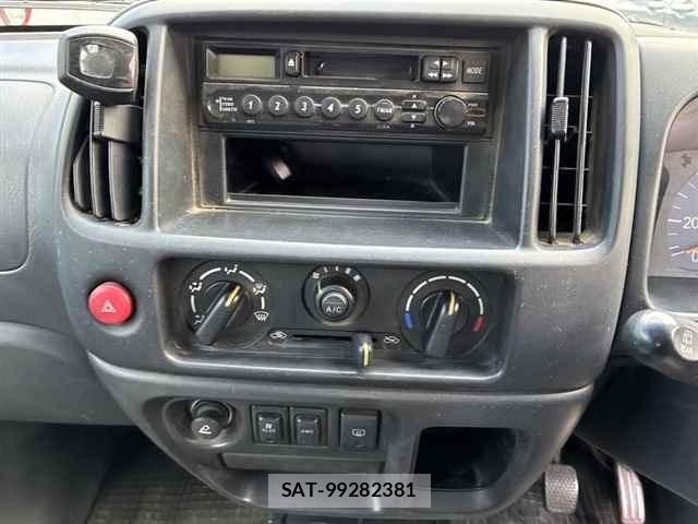 Suzuki EVERY 2003 8927640-6