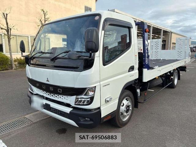 Mitsubishi CANTER 2026 8863566-0