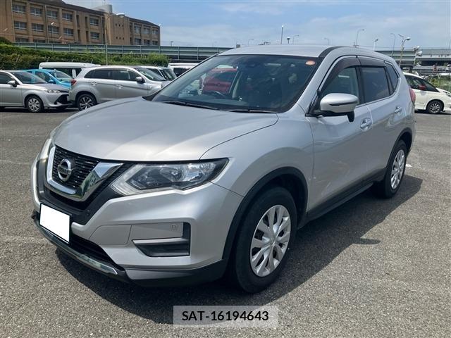 Nissan X-TRAIL 2017 8762926-10