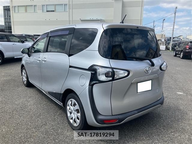 Toyota SIENTA 2017 8764407-1