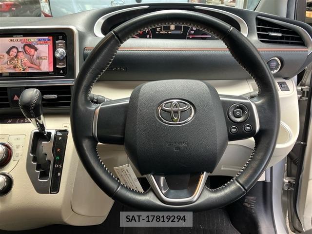 Toyota SIENTA 2017 8764407-3
