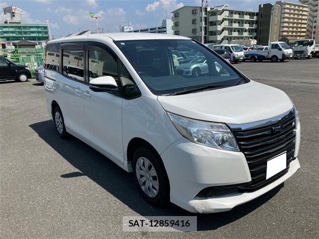 Toyota NOAH 2017 8765232-0