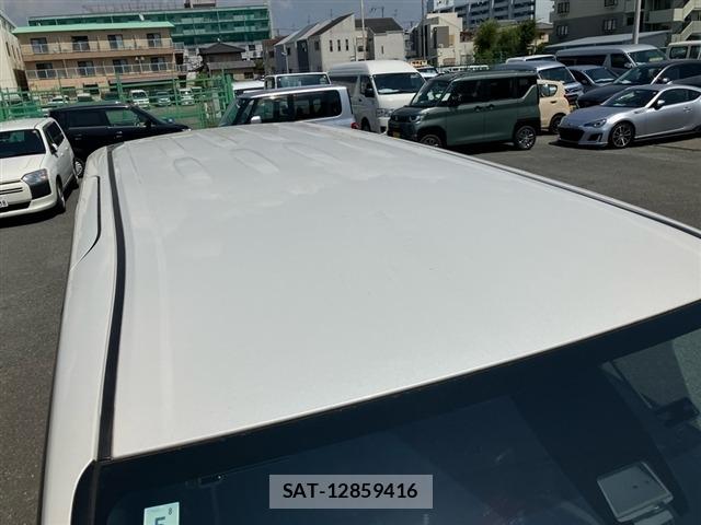 Toyota NOAH 2017 8765232-11