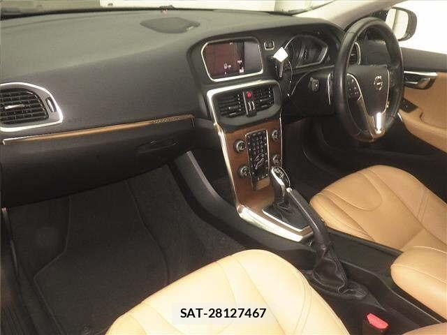 Volvo V40 2017 8776057-4