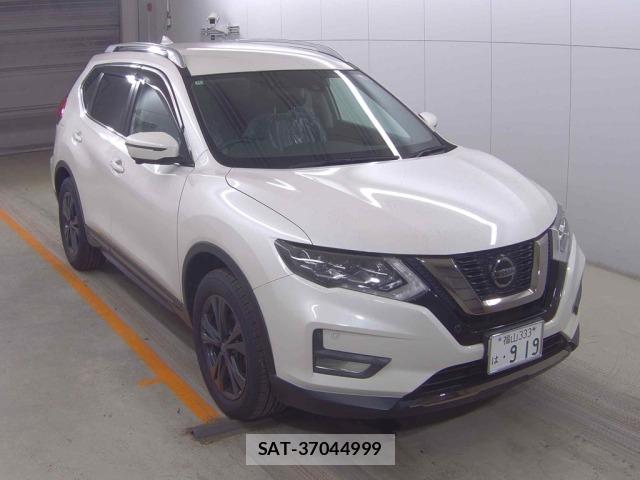 Nissan X-TRAIL 2020 8926420-0