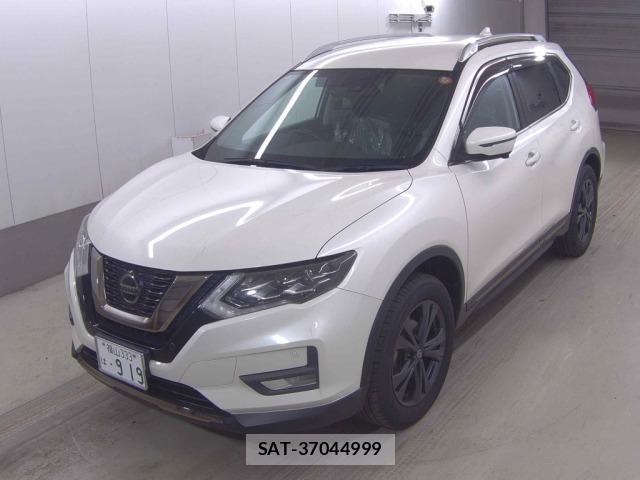 Nissan X-TRAIL 2020 8926420-3
