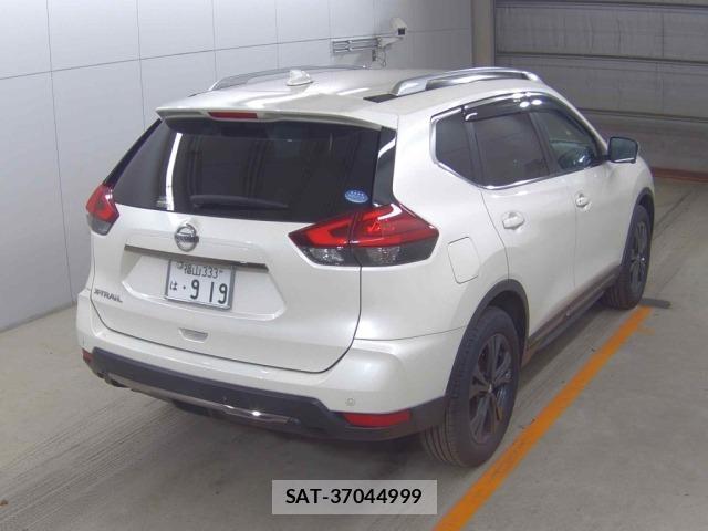 Nissan X-TRAIL 2020 8926420-4