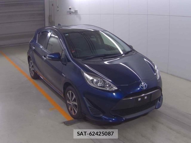 Toyota AQUA 2018 8704808-0