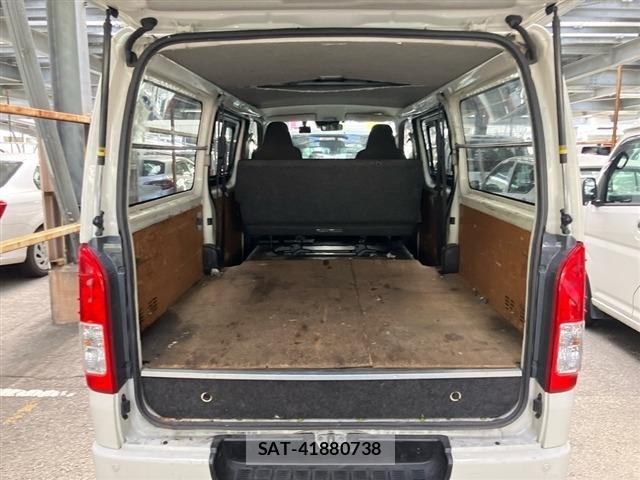 Toyota HIACE VAN 2020 8910145-8