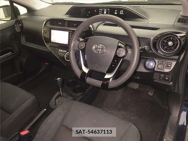 Toyota AQUA 2018 8949819-3