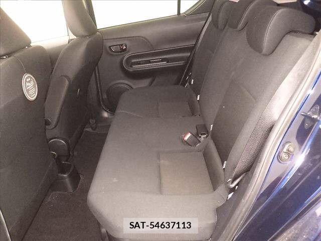 Toyota AQUA 2018 8949819-7