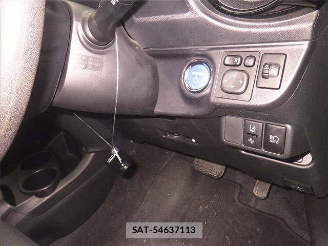 Toyota AQUA 2018 8949819-8