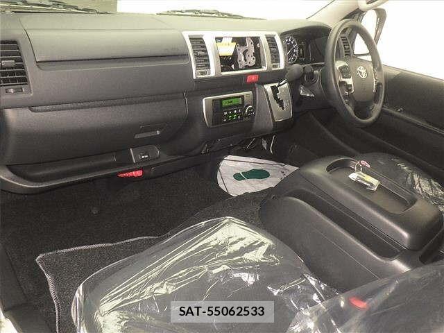 Toyota HIACE VAN 2026 8759973-4